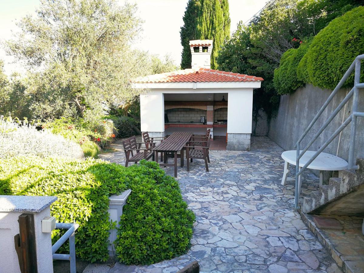Family Friendly Apartments Island Rab Kampor Exterior foto
