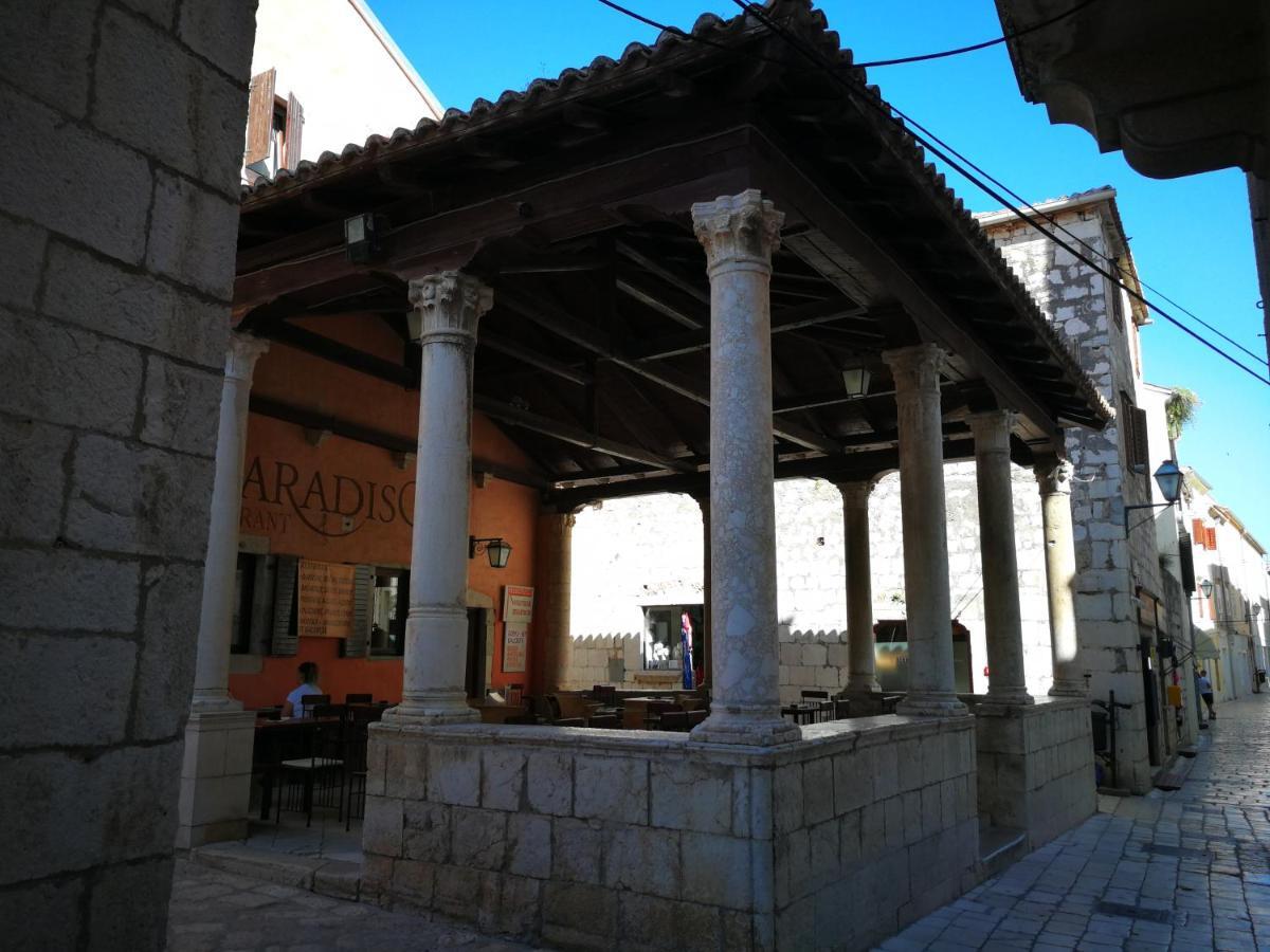 Family Friendly Apartments Island Rab Kampor Exterior foto
