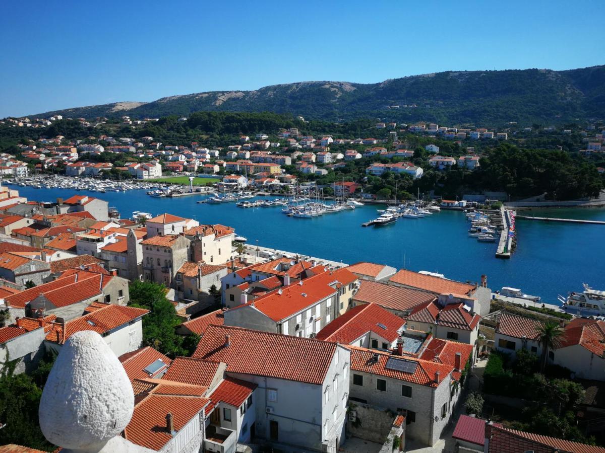 Family Friendly Apartments Island Rab Kampor Exterior foto